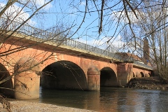 Brücke: Nied Grenz- und Zollstation für Händler aus Bergen kommend über Oeserstraße und aus Frankfurt kommend über Galluswarte