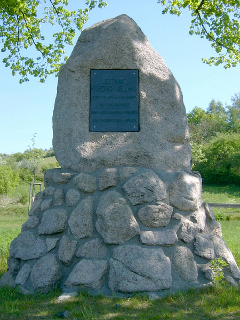 Das Hellwig-Denkmal nahe Wutha (Thüringen) an der B7 (vom Kreisel zur Weinbergstraße)