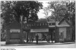Während der 1950er Jahre wurde das Gelände um die Cyriaksburg zu einem Kulturpark mit einer Freiluftbühne im ehemaligen Steinbruch ausgebaut.