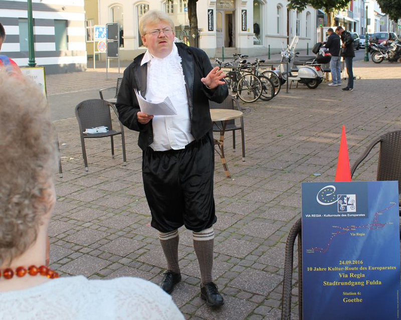 Goethe kam auf seinen Reisen von Weimar nach Frankfurt stets auch durch Fulda, wo er häufig übernachtet hat.