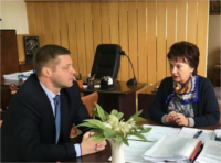 In einem ersten Gespräch zwischen Museumsdirektor Олександр Булига und der Bürgermeisterin für Kultur Svetlana Bogartychuk