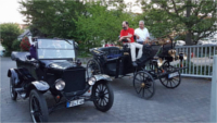 zwei Oldtimer aus dem frühen 20sten Jahundert