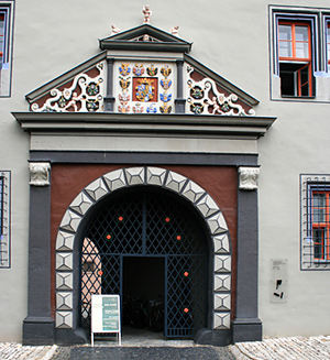 Weimarer Residenzschloss: Der Eingang zum Roten Schloss. 